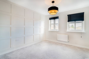 Bedroom- click for photo gallery